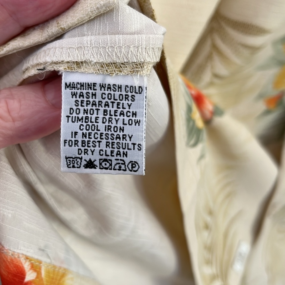 🌺RARE TOMMY BAHAMA 100% SILK HOLIDAY HAWAIIAN BUTTON DOWN SZ L EXCELLENT COND. - Picture 5 of 7